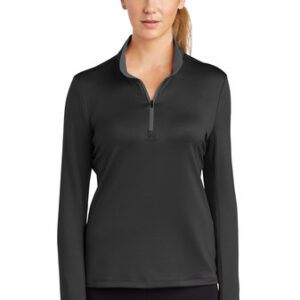 Nike Womens Dri-FIT Stretch 1/2-Zip Pull Over